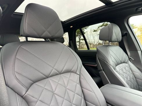 Certified 2025 BMW X5 xDrive40i w/ M Sport Package image 25