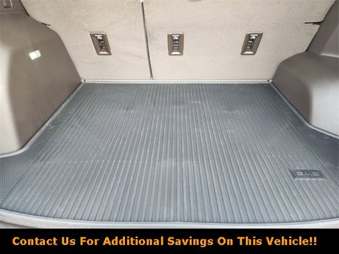 New 2026 GMC Terrain Denali w/ LPO, Black Badging Package image 23