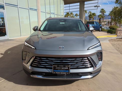 Certified 2025 Buick Envision Preferred image 8