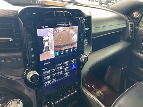 Used 2019 RAM 2500 Limited image 9