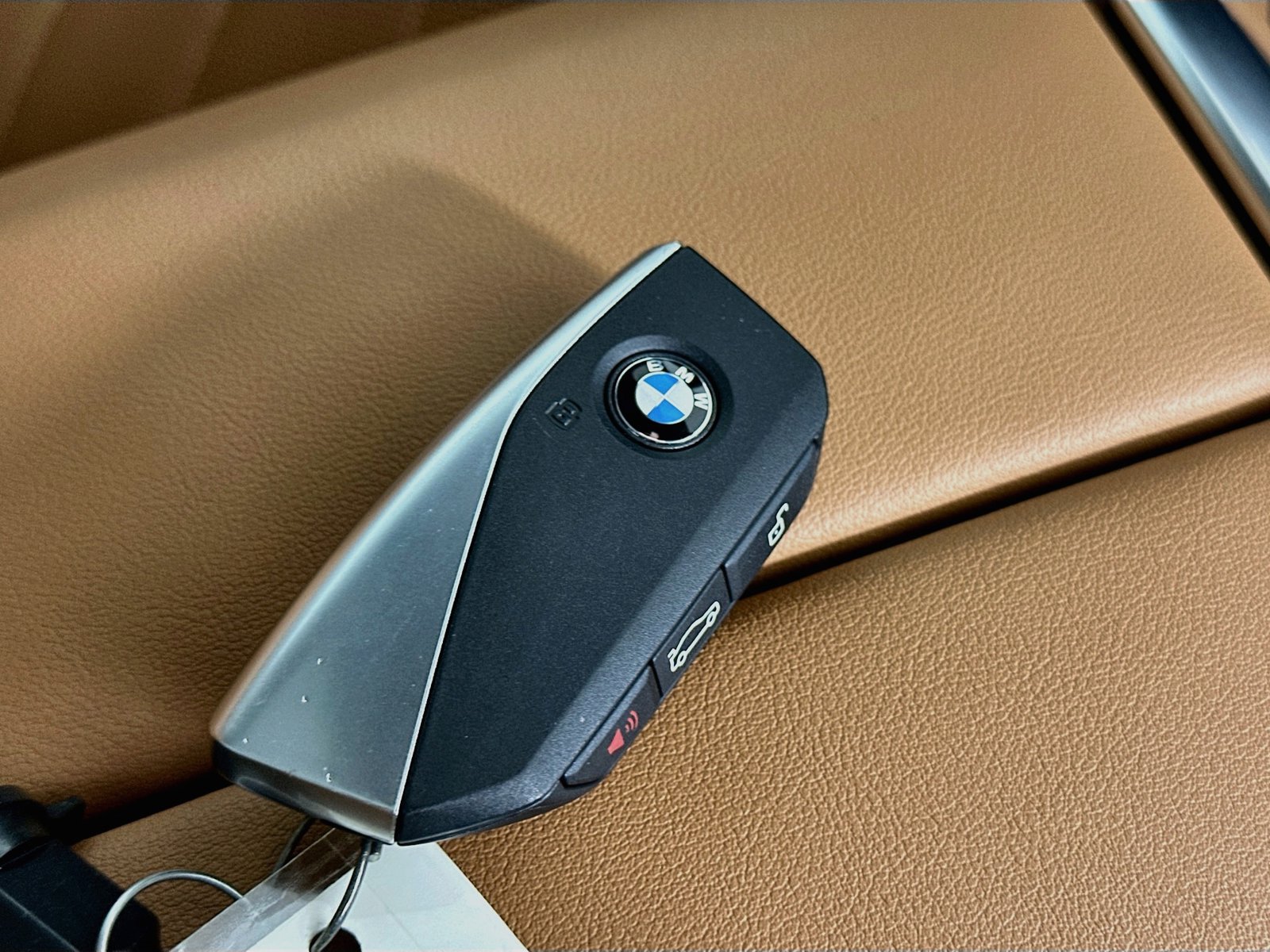 Used 2024 BMW X5 xDrive40i w/ Parking Assistance Package AWD/4WD image 47