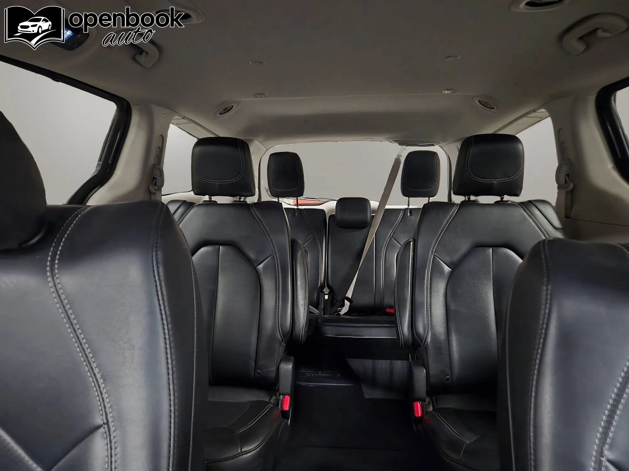 Used 2023 Chrysler Pacifica Touring-L FWD image 14