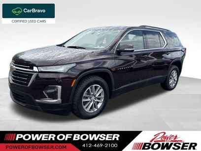 Used 2023 Chevrolet Traverse LT