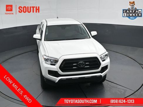 Used 2022 Toyota Tacoma SR AWD/4WD image 45