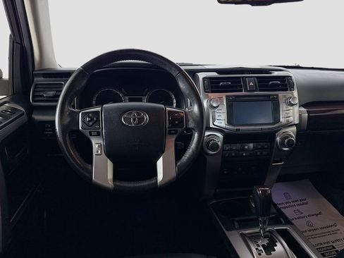 Used 2014 Toyota 4Runner Limited image 14