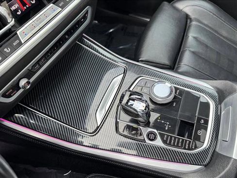 Used 2019 BMW X5 xDrive40i w/ M Sport Package image 16