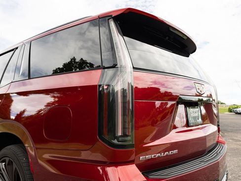 Used 2025 Cadillac Escalade V w/ LPO, Floor Liner Package AWD/4WD image 62