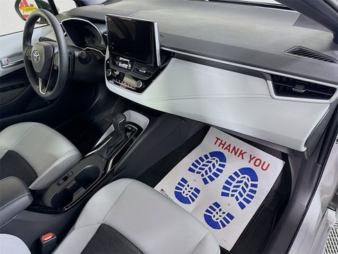 Certified 2025 Toyota Corolla SE image 29