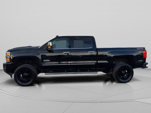 Used 2017 Chevrolet Silverado 3500 High Country w/ Duramax Plus Package AWD/4WD image 2