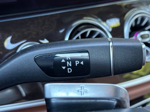 Used 2023 Mercedes-Benz E 450 Coupe image 21
