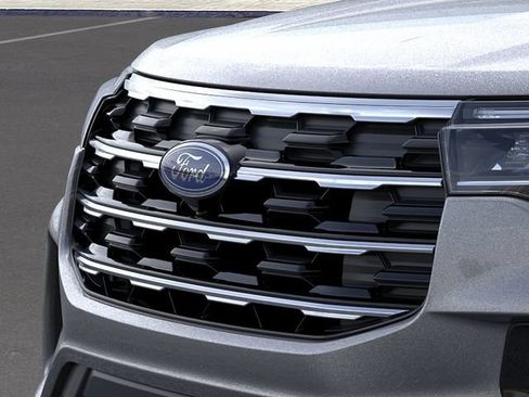 New 2026 Ford Explorer Active w/ Active Comfort Package AWD/4WD image 17