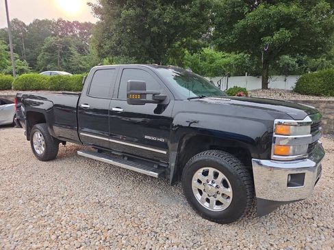 Used 2015 Chevrolet Silverado 2500 LTZ w/ LTZ Plus Package AWD/4WD image 37
