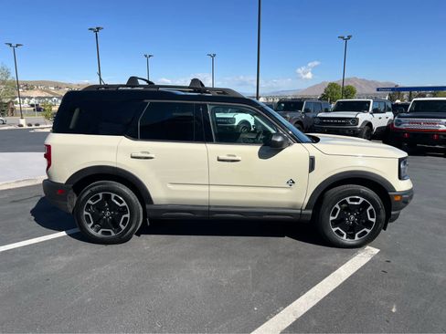 Used 2024 Ford Bronco Sport Outer Banks w/ Tech Package AWD/4WD image 6