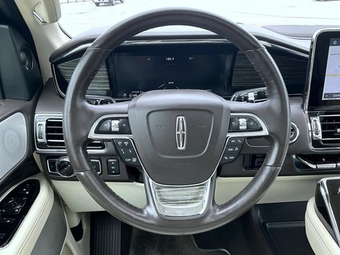 Used 2021 Lincoln Navigator Black Label w/ Cargo Convenience Package AWD/4WD image 14
