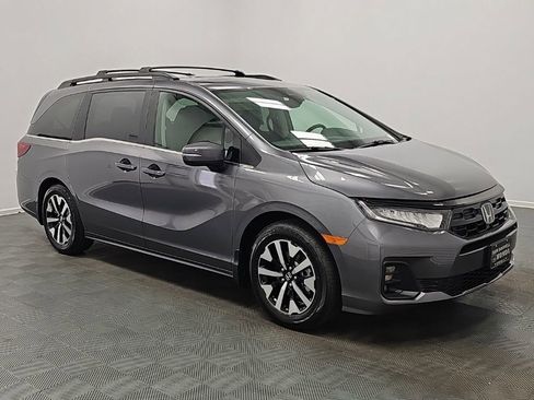New 2026 Honda Odyssey EX-L image 2