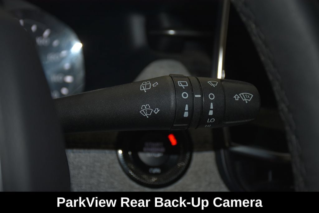 Used 2025 Jeep Compass Latitude w/ Sun & Sound Group AWD/4WD image 16