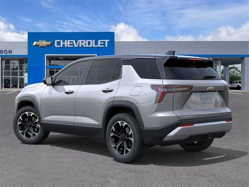 New 2026 Chevrolet Equinox LT w/ Convenience Package II image 3