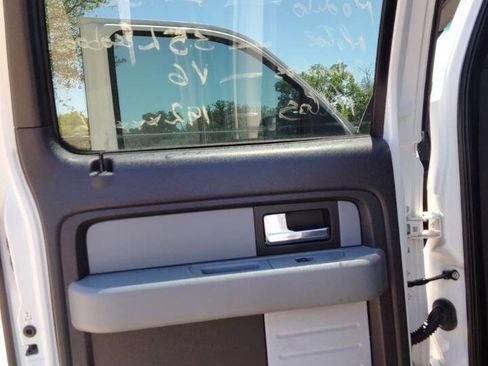 Used 2012 Ford F150 XLT w/ Trailer Tow Pkg image 11