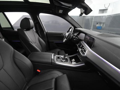 Used 2019 BMW X5 xDrive40i w/ Premium Package 2 image 50