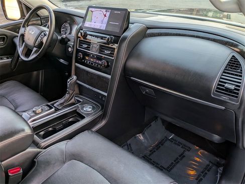 Used 2024 INFINITI QX80 Luxe image 29