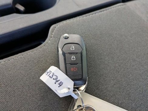 Used 2025 Ford F250 XLT image 28