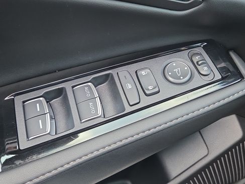 Used 2025 Honda Accord Touring image 34