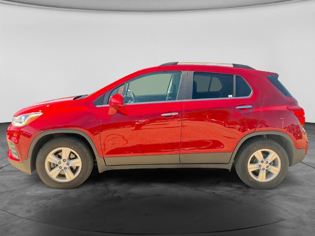 Used 2019 Chevrolet Trax LT w/ LT Convenience Package FWD image 5
