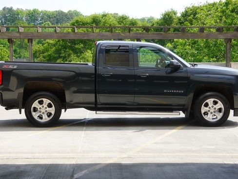Used 2017 Chevrolet Silverado 1500 LT w/ All Star Edition AWD/4WD image 13