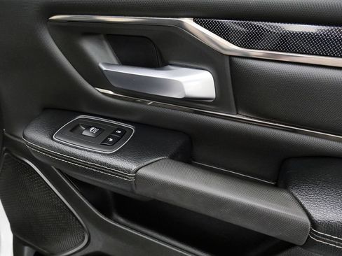 Used 2019 RAM 1500 Sport w/ Level 2 Equipment Group AWD/4WD image 17
