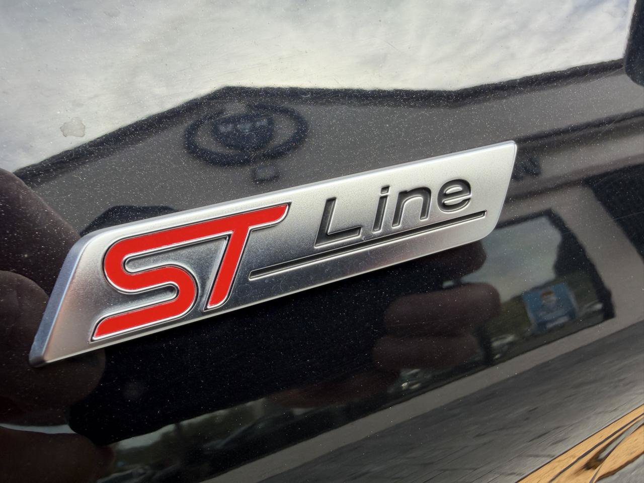 Used 2026 Ford Explorer ST-Line AWD/4WD image 9