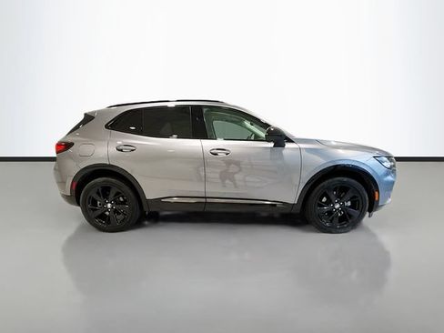 Used 2022 Buick Envision Essence w/ Technology Package I FWD image 9