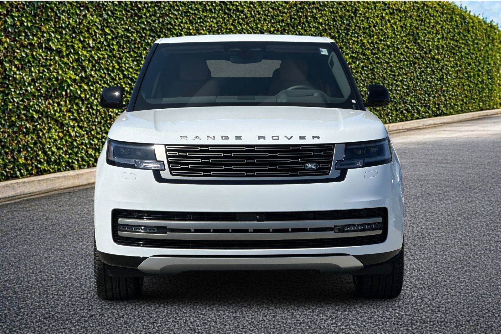 New 2026 Land Rover Range Rover SE AWD/4WD image 9