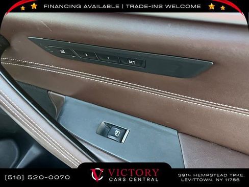 Used 2019 BMW 540i w/ Luxury Seating Package image 18