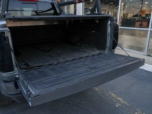 Used 2019 Chevrolet Colorado ZR2 w/ LPO, Premium Interior Package AWD/4WD image 12