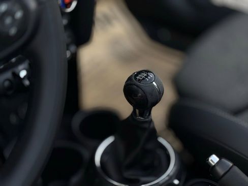 Used 2016 MINI Cooper S image 18