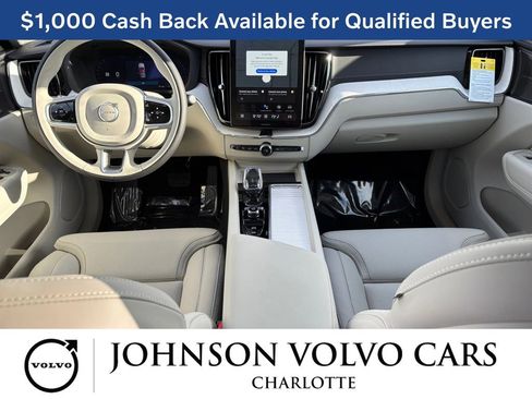 New 2026 Volvo XC60 B5 Ultra w/ Protection Package Premier AWD/4WD image 7
