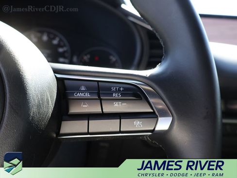 Used 2024 MAZDA MAZDA3 s image 28