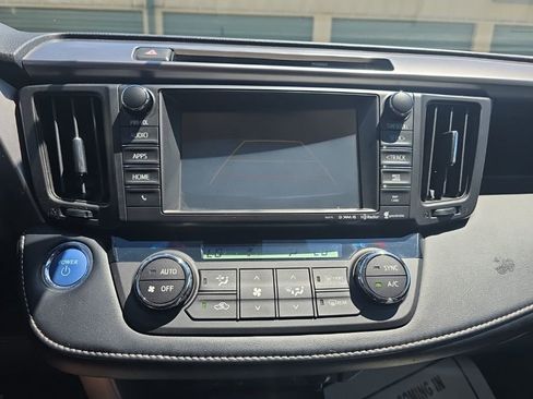 Used 2016 Toyota RAV4 Limited AWD/4WD image 22