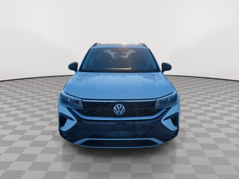 Used 2022 Volkswagen Taos S image 3