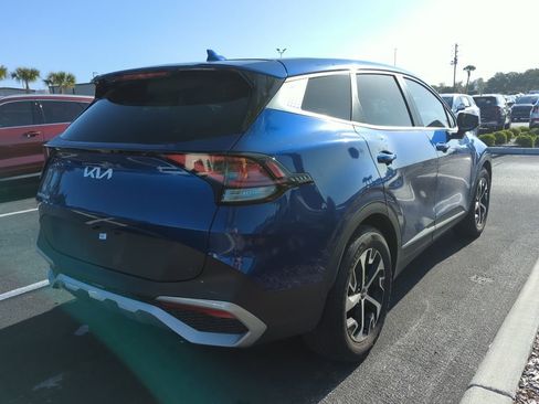 Certified 2023 Kia Sportage EX image 10