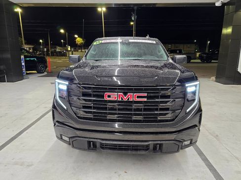 Used 2024 GMC Sierra 1500 Elevation AWD/4WD image 10