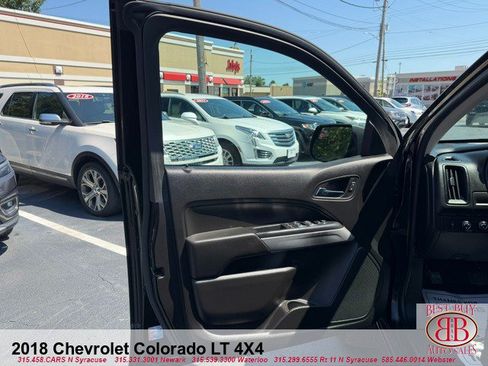 Used 2018 Chevrolet Colorado LT AWD/4WD image 9