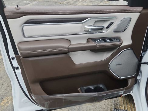 New 2026 RAM 1500 Laramie AWD/4WD image 8