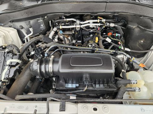 Used 2021 Ford Explorer XLT w/ Equipment Group 202A image 37