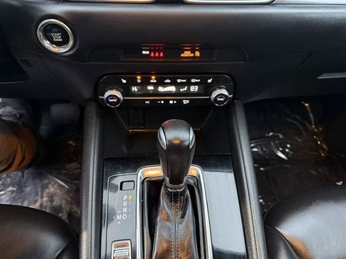 Used 2019 MAZDA CX-5 Touring image 31