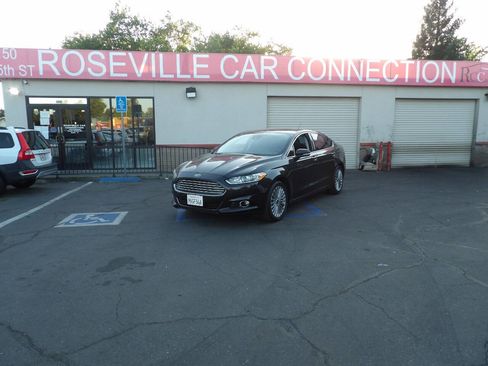 Used 2015 Ford Fusion Titanium FWD image 1