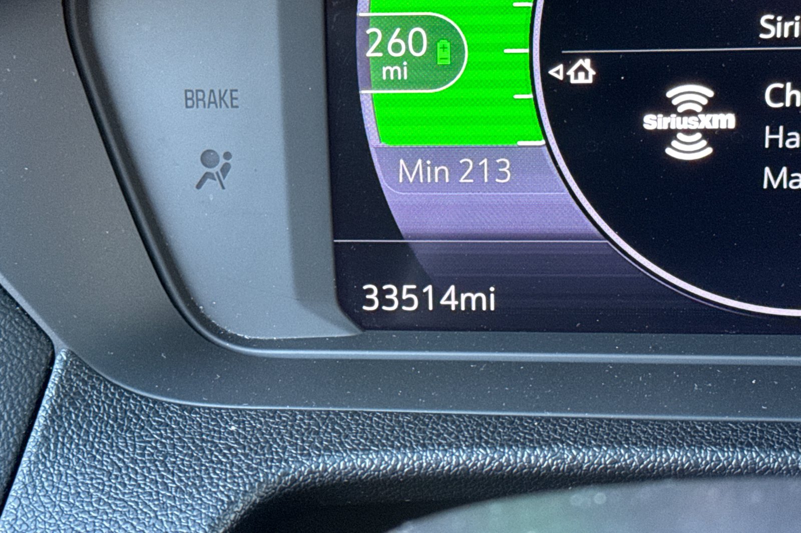 Used 2023 Chevrolet Bolt LT w/ Infotainment Package FWD image 29