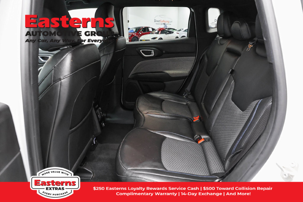 Used 2024 Jeep Compass Latitude AWD/4WD image 21