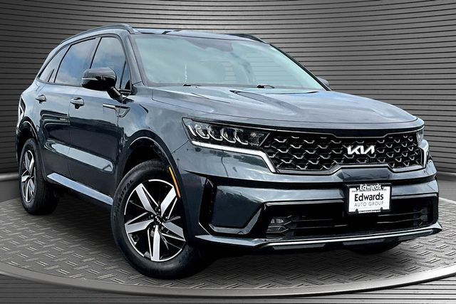 Used 2023 Kia Sorento EX w/ Panoramic Sunroof Package FWD image 3