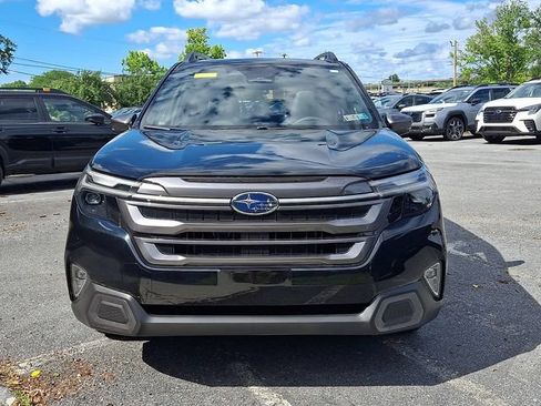 Certified 2025 Subaru Forester Limited AWD/4WD image 2